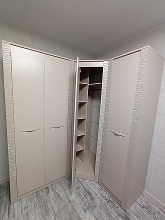 Шкаф угловой Монако Кашемир - в интерьере