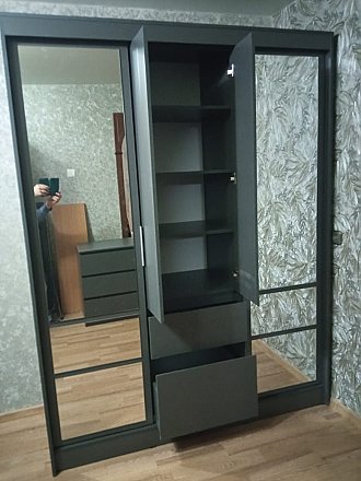 Шкаф-купе 4-х створчатый с зеркалом Симпл Графит - фото от покупателей