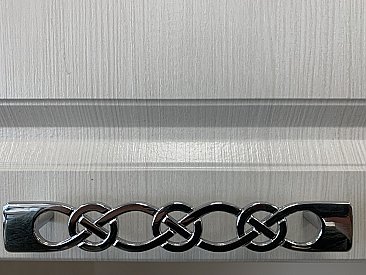 Витрина Корвет Люкс №36 Бодега - ручка и цвет фасада