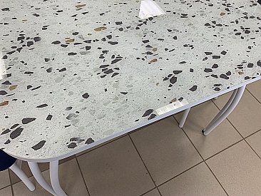 Стол кухонный со стеклом Паук