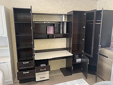 Пенал Корвет Люкс с ящиками 450 №13 Венге - в интерьере