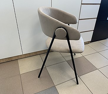 Стул мягкий с подлокотниками Берне