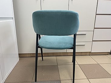 Стул мягкий Берлин с подлокотниками